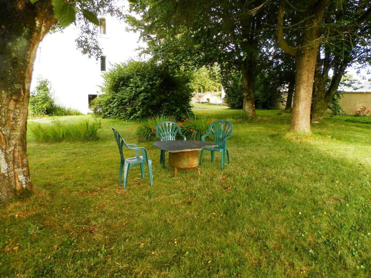 Vallee Des Ardoisieres Mael-Carhaix Luaran gambar